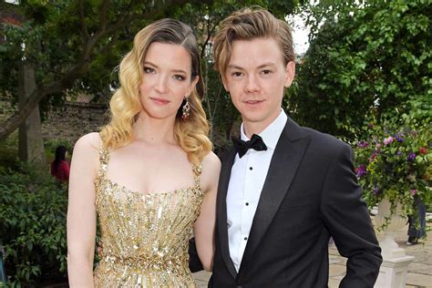 thomas brodie sangster married.